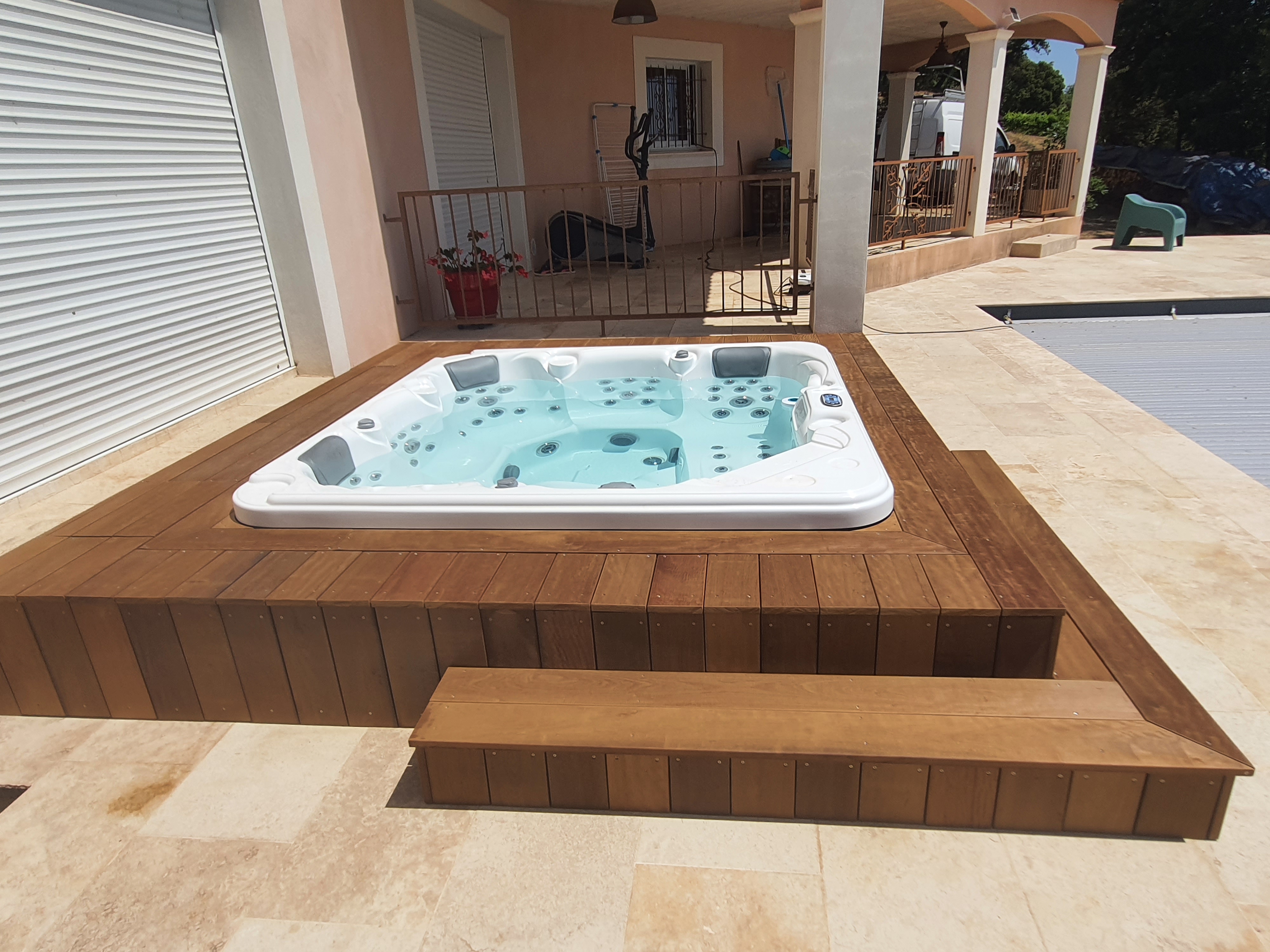 TERRASSE BOIS EXOTIQUE