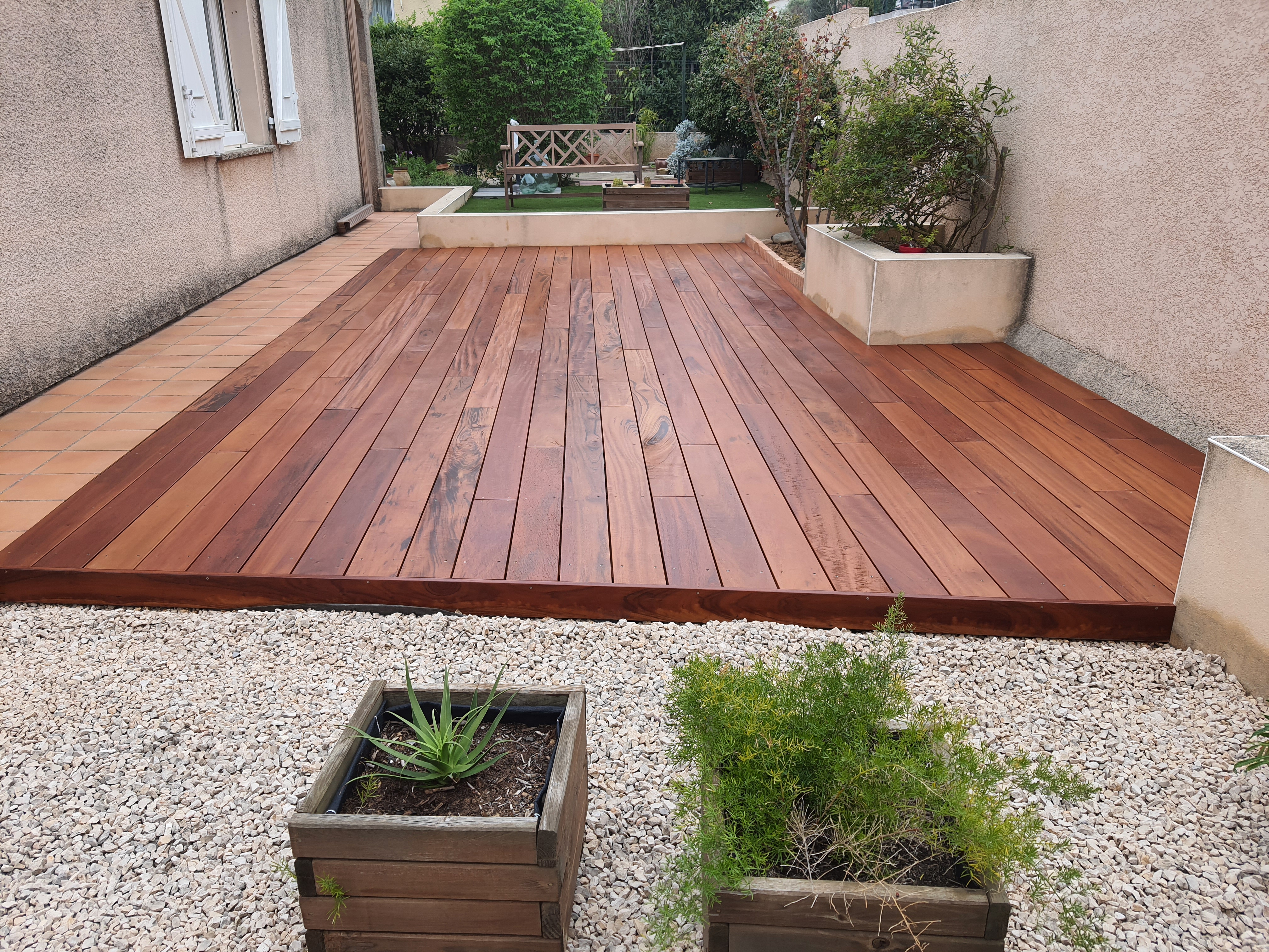 TERRASSE BOIS EXOTIQUE